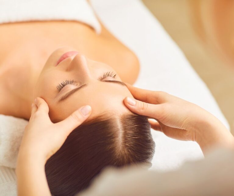 Effleurage Facial Massage